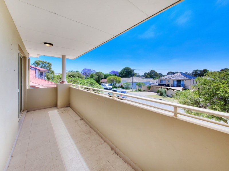 2/7 Wynyard Street, Yokine WA 6060