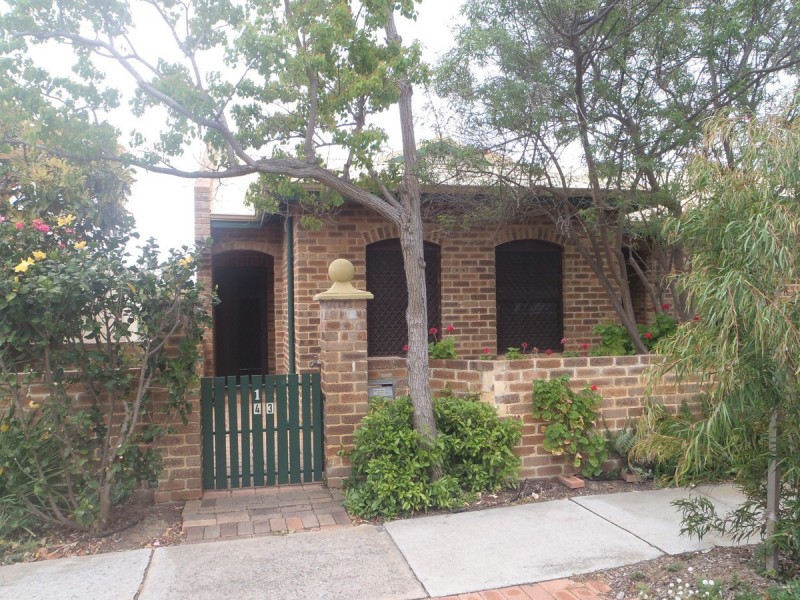 1/43 Harvest Road, North Fremantle WA 6159