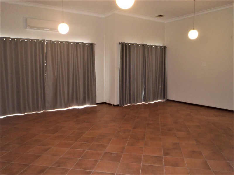 1/43 Harvest Road, North Fremantle WA 6159