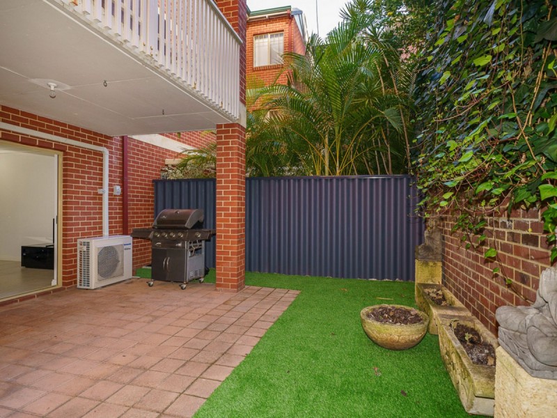 8/48 Wellington Street, East Perth WA 6004