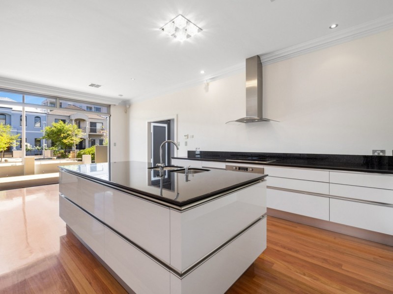 9 Old Belvidere Promenade, East Perth WA 6004