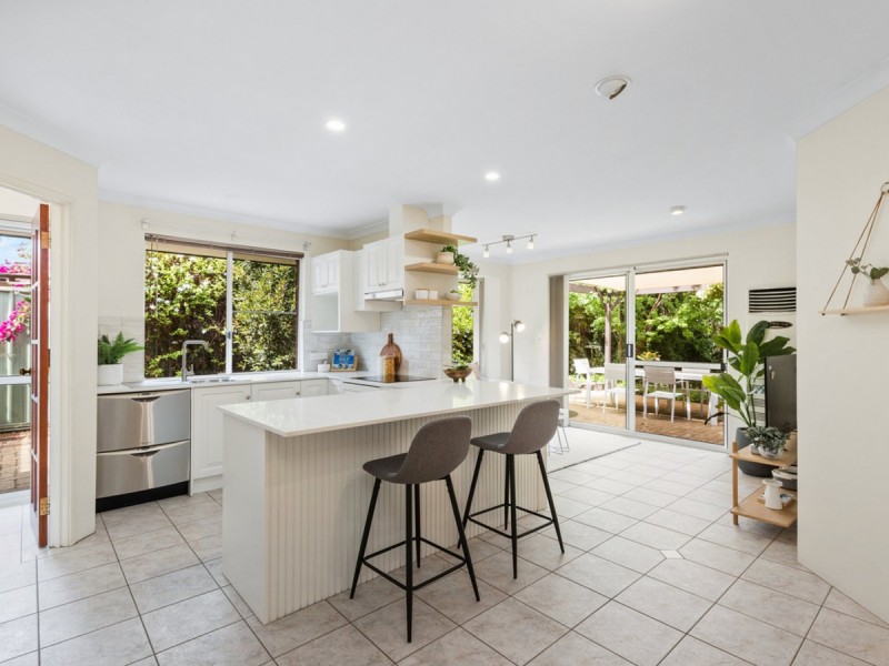 1a Grand Promenade, Bayswater WA 6053