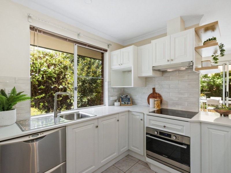 1a Grand Promenade, Bayswater WA 6053