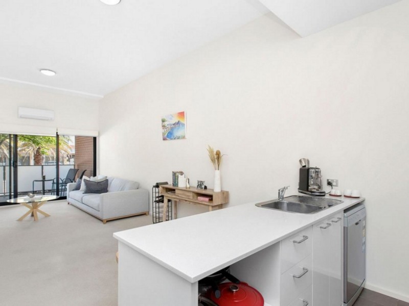 53/21 Foundry Road, Midland WA 6056