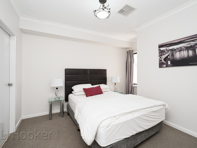 38/11 Regal Place, East Perth WA 6004