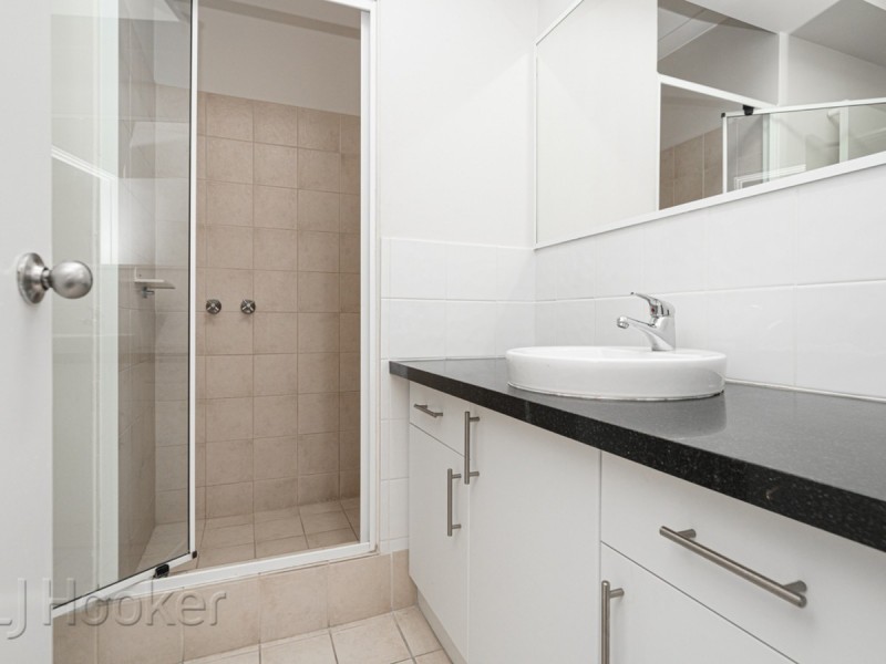 38/11 Regal Place, East Perth WA 6004