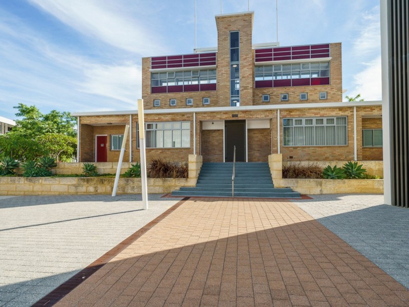 69/2 Burvill Drive, Floreat WA 6014