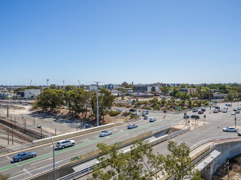 705/9 Tully Road, East Perth WA 6004