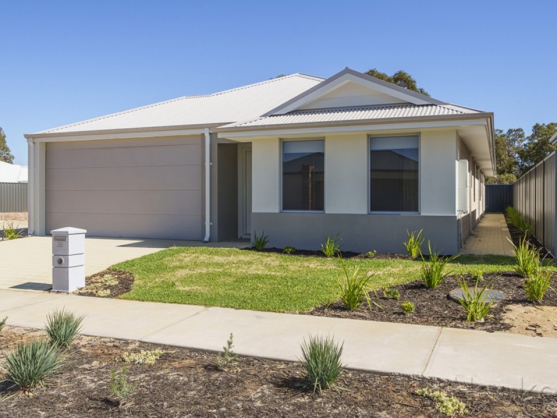 25 Preston Grove, South Guildford WA 6055