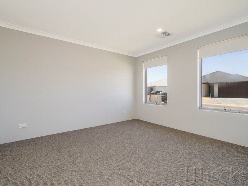 25 Preston Grove, South Guildford WA 6055