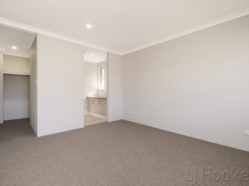 25 Preston Grove, South Guildford WA 6055