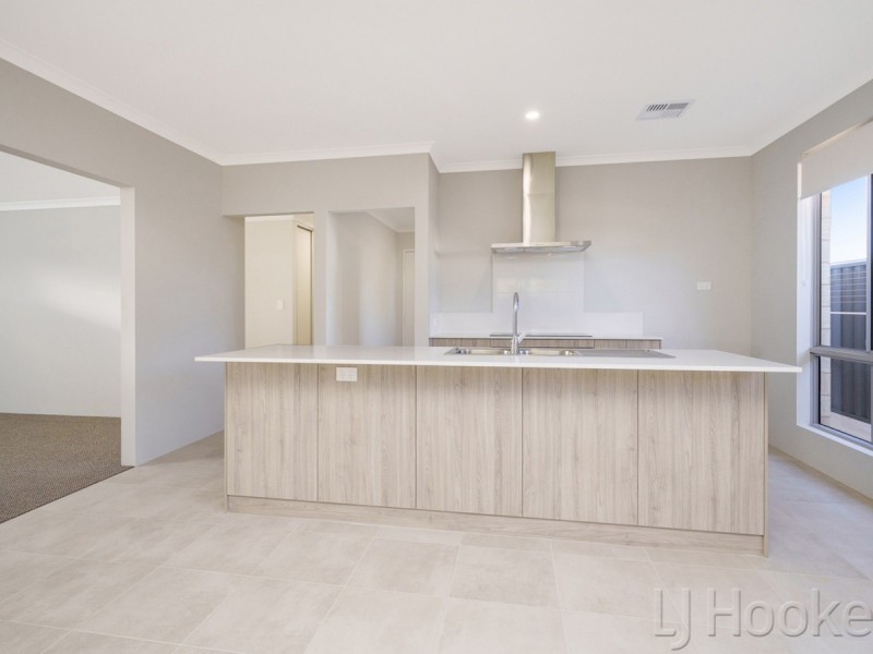 25 Preston Grove, South Guildford WA 6055