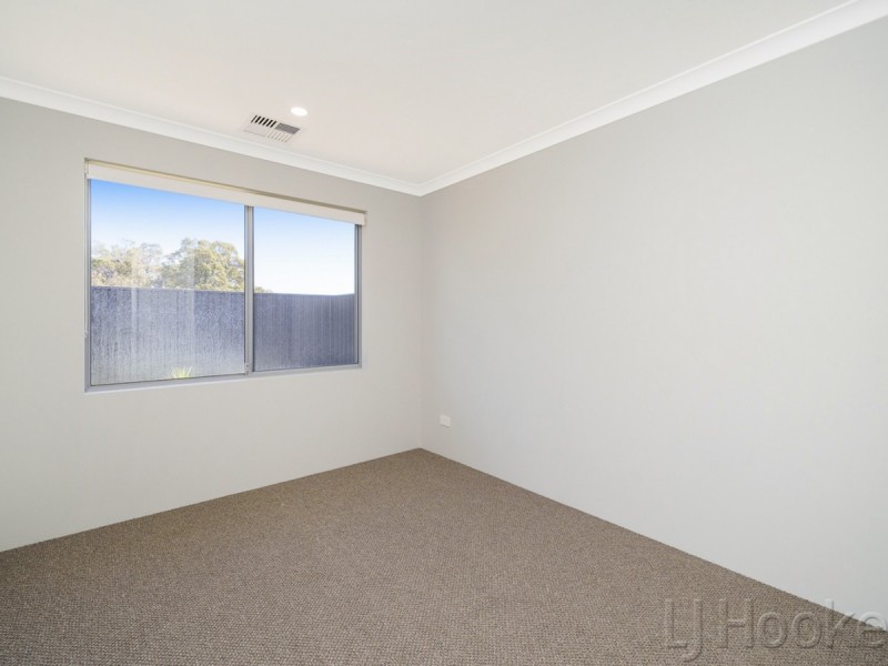 25 Preston Grove, South Guildford WA 6055