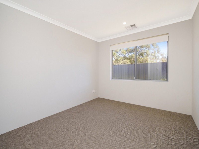 25 Preston Grove, South Guildford WA 6055