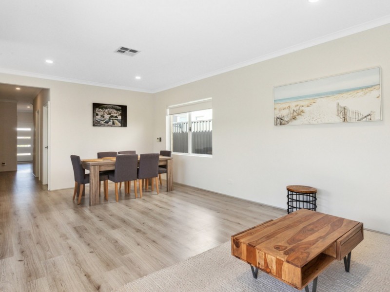 16D Nadilo Drive, Spearwood WA 6163
