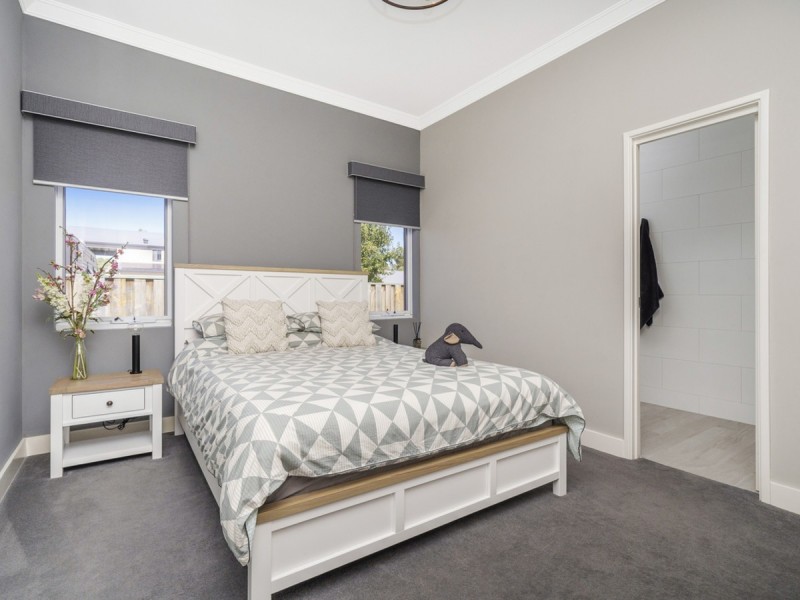 1317 Railway Parade, Bullsbrook WA 6084