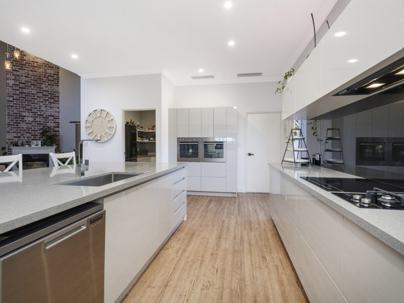 1317 Railway Parade, Bullsbrook WA 6084