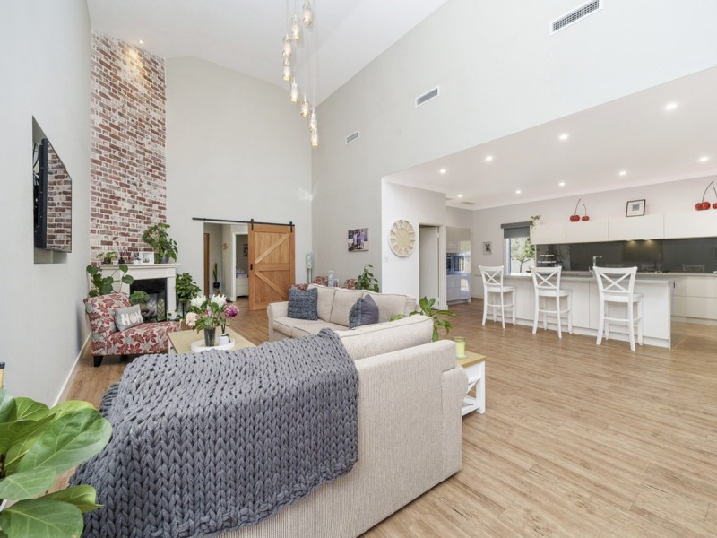 1317 Railway Parade, Bullsbrook WA 6084