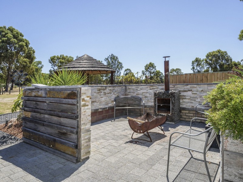 1317 Railway Parade, Bullsbrook WA 6084