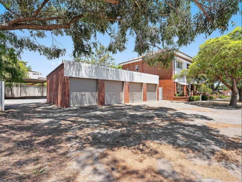 56 Kinninmont Avenue, Nedlands WA 6009