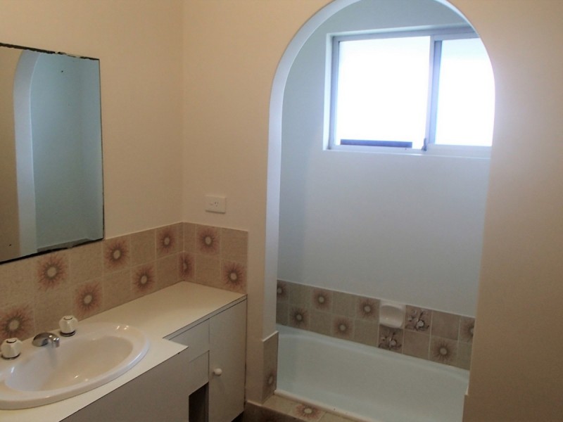 74 Hale Road, Wembley Downs WA 6019