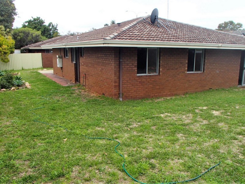 74 Hale Road, Wembley Downs WA 6019