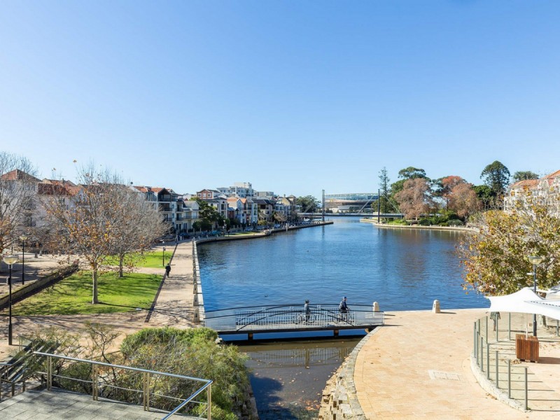 19/1 Henry Lawson Walk, East Perth WA 6004