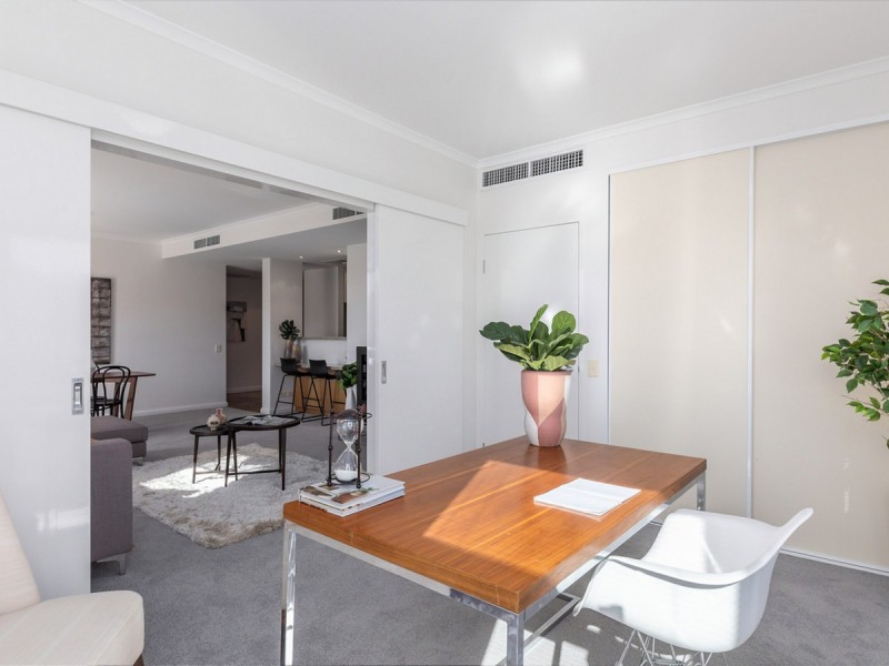 19/1 Henry Lawson Walk, East Perth WA 6004