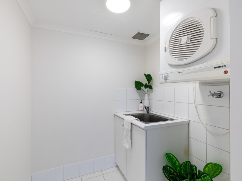 19/1 Henry Lawson Walk, East Perth WA 6004