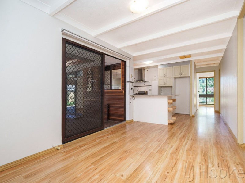 31 Benzie Way, Parkwood WA 6147