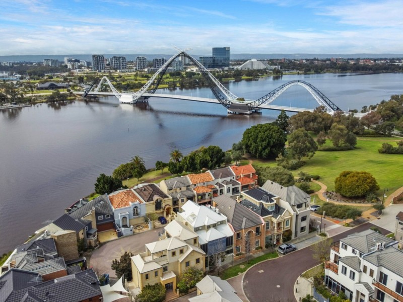 7 Vanguard Terrace, East Perth WA 6004