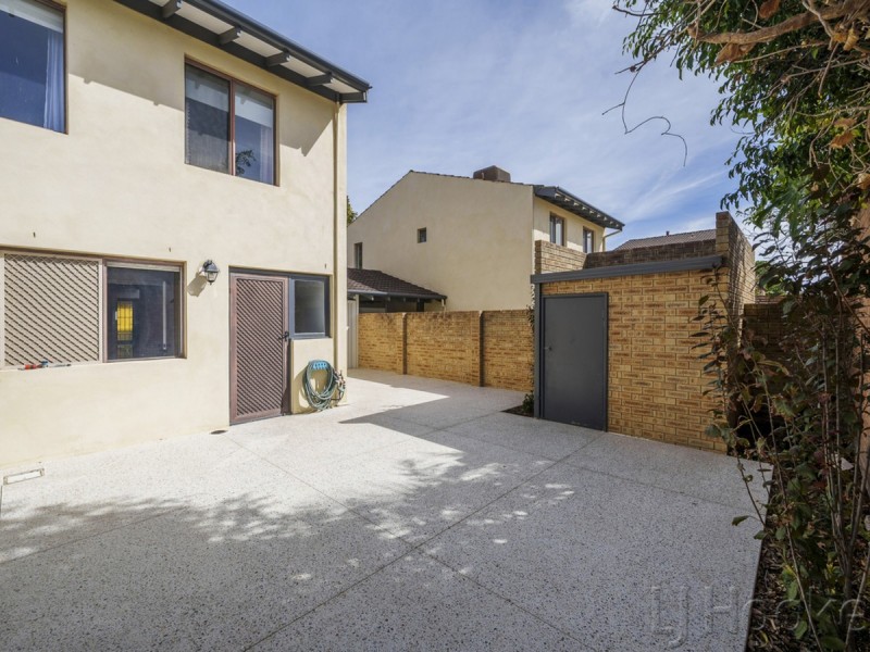 4/62 Eric Street, Como WA 6152