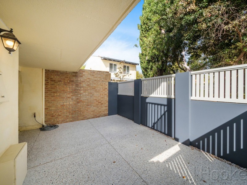 4/62 Eric Street, Como WA 6152