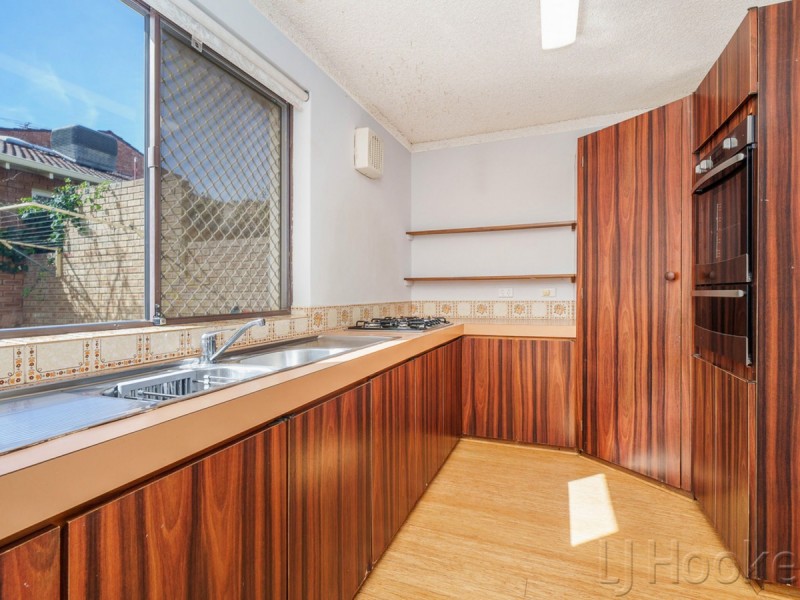 4/62 Eric Street, Como WA 6152