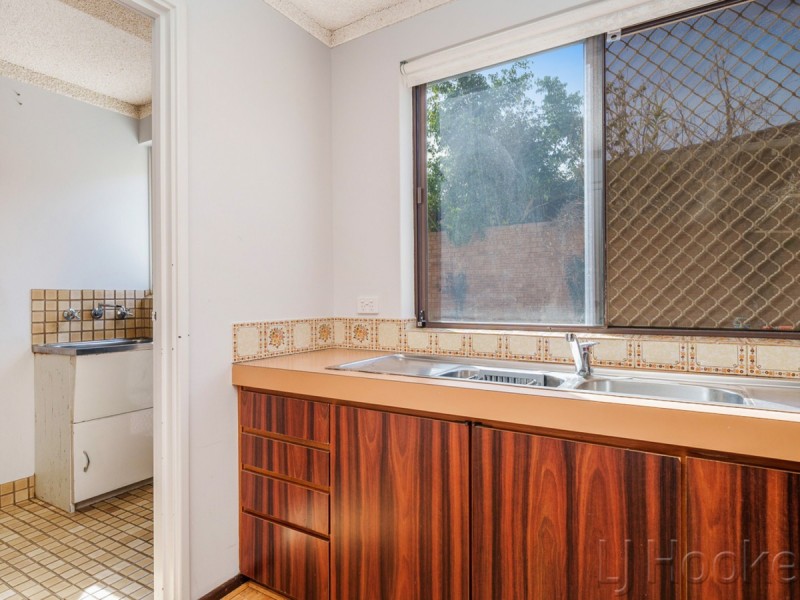 4/62 Eric Street, Como WA 6152