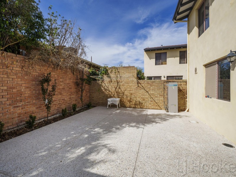 4/62 Eric Street, Como WA 6152