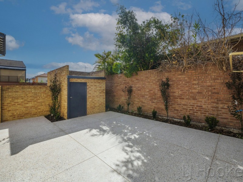 4/62 Eric Street, Como WA 6152