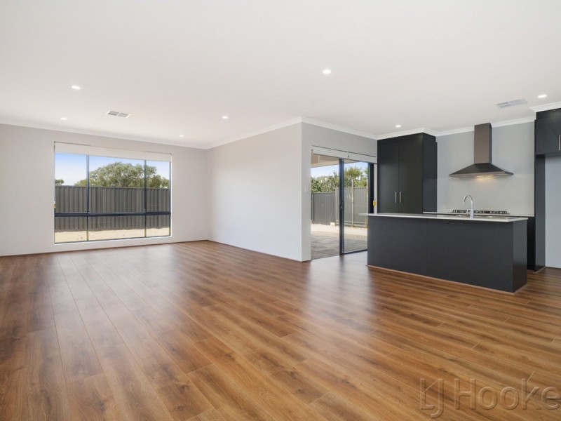 70 McKenzie Way, Embleton WA 6062