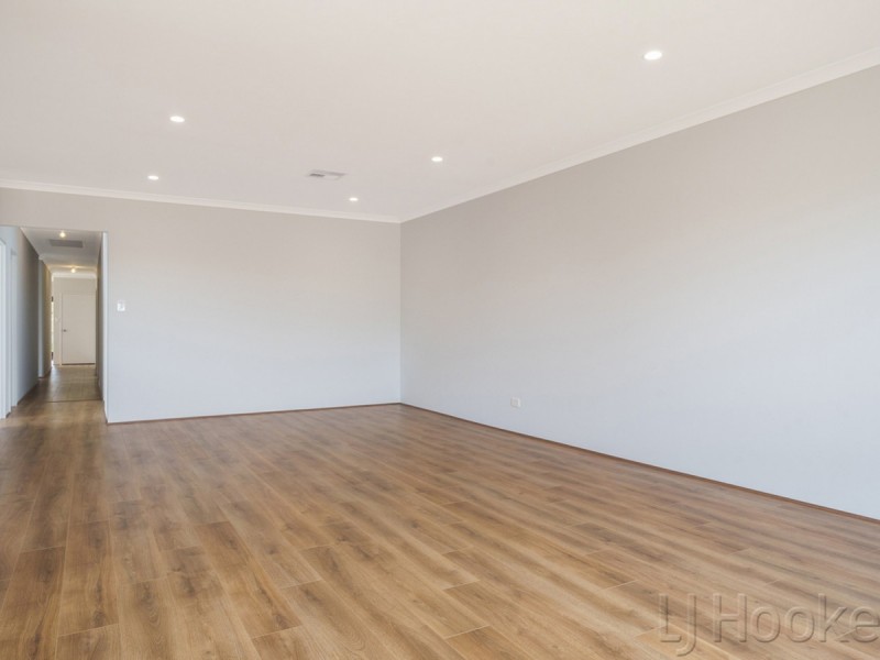 70 McKenzie Way, Embleton WA 6062