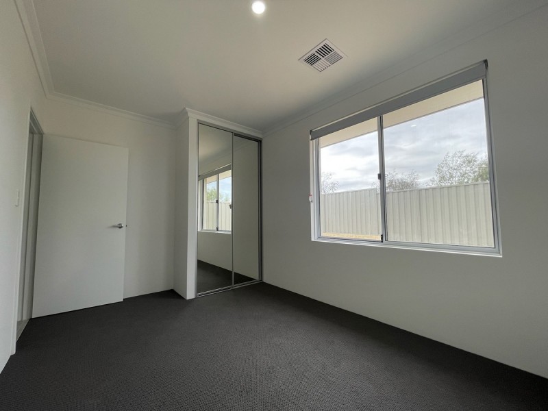 20 Charleston Road, Eglinton WA 6034