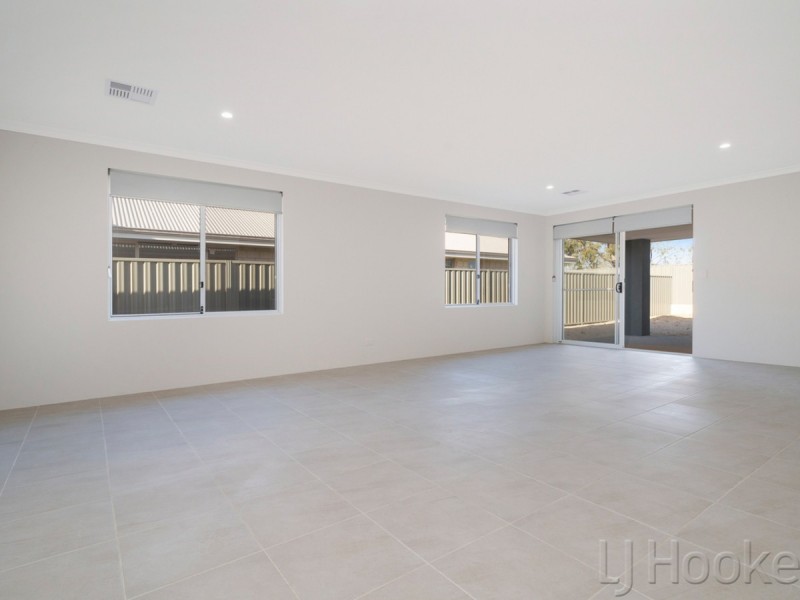 20 Charleston Road, Eglinton WA 6034