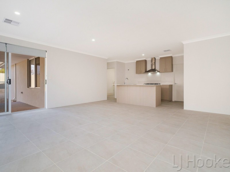 20 Charleston Road, Eglinton WA 6034