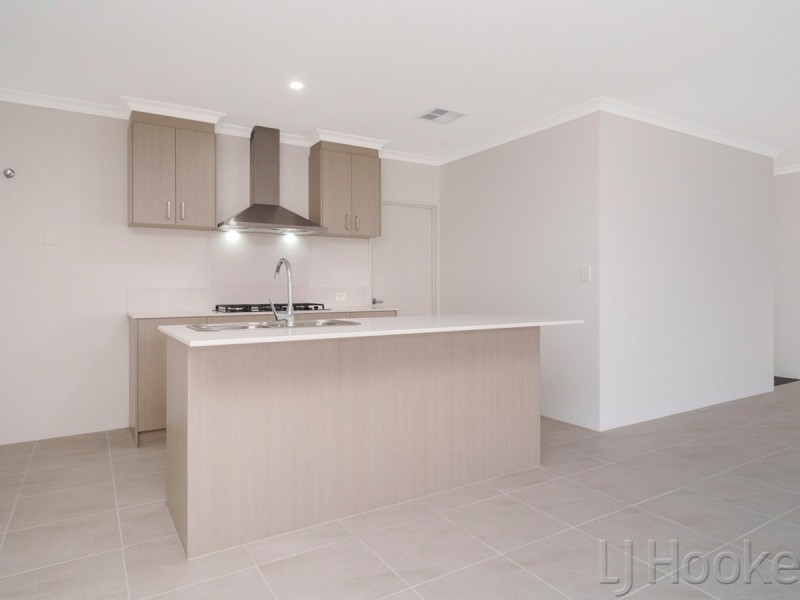 20 Charleston Road, Eglinton WA 6034