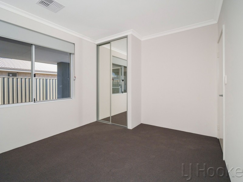 20 Charleston Road, Eglinton WA 6034