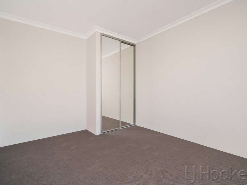 20 Charleston Road, Eglinton WA 6034