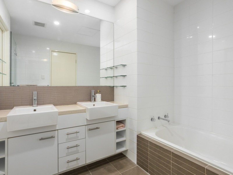 8/22 Eastbrook Terrace, East Perth WA 6004