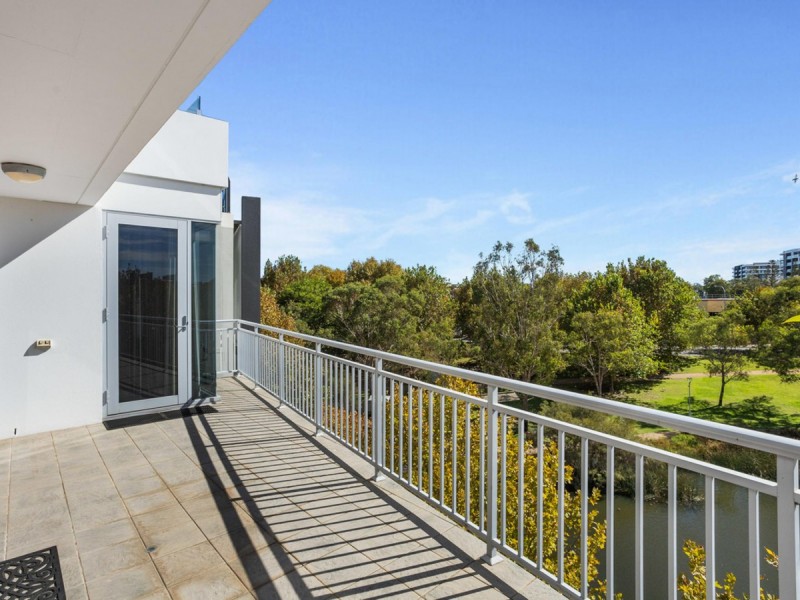 8/22 Eastbrook Terrace, East Perth WA 6004