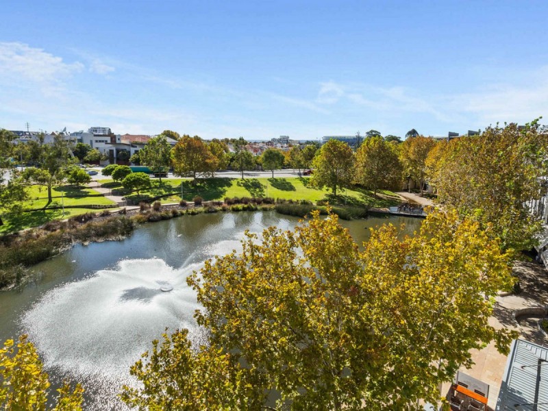 8/22 Eastbrook Terrace, East Perth WA 6004