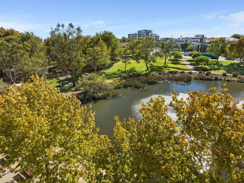 8/22 Eastbrook Terrace, East Perth WA 6004