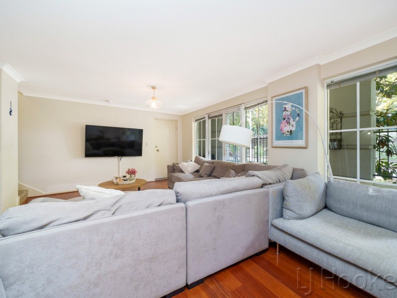 3/32 Eastbrook Terrace, East Perth WA 6004